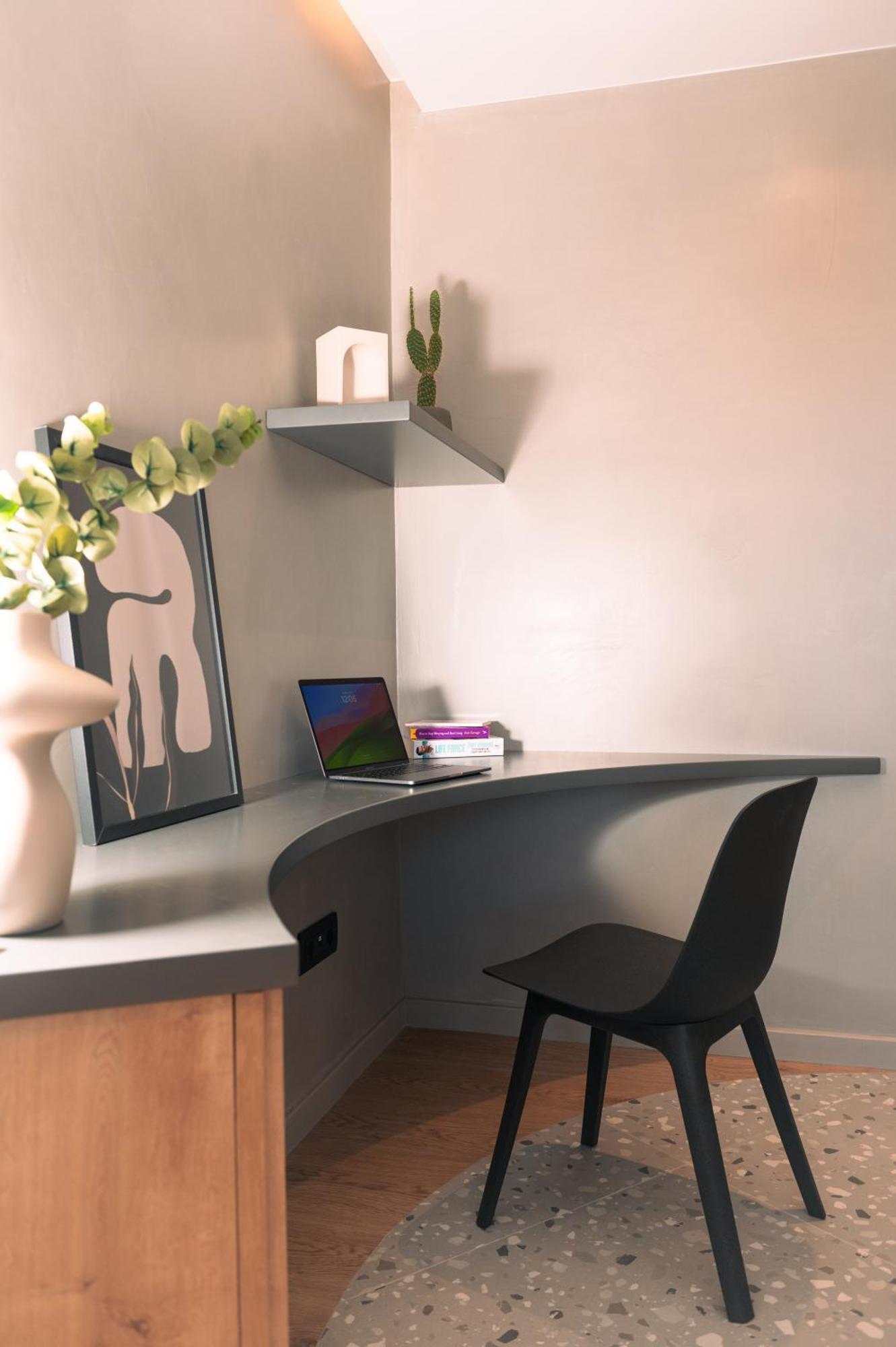 Space Row Design Living Appartement *